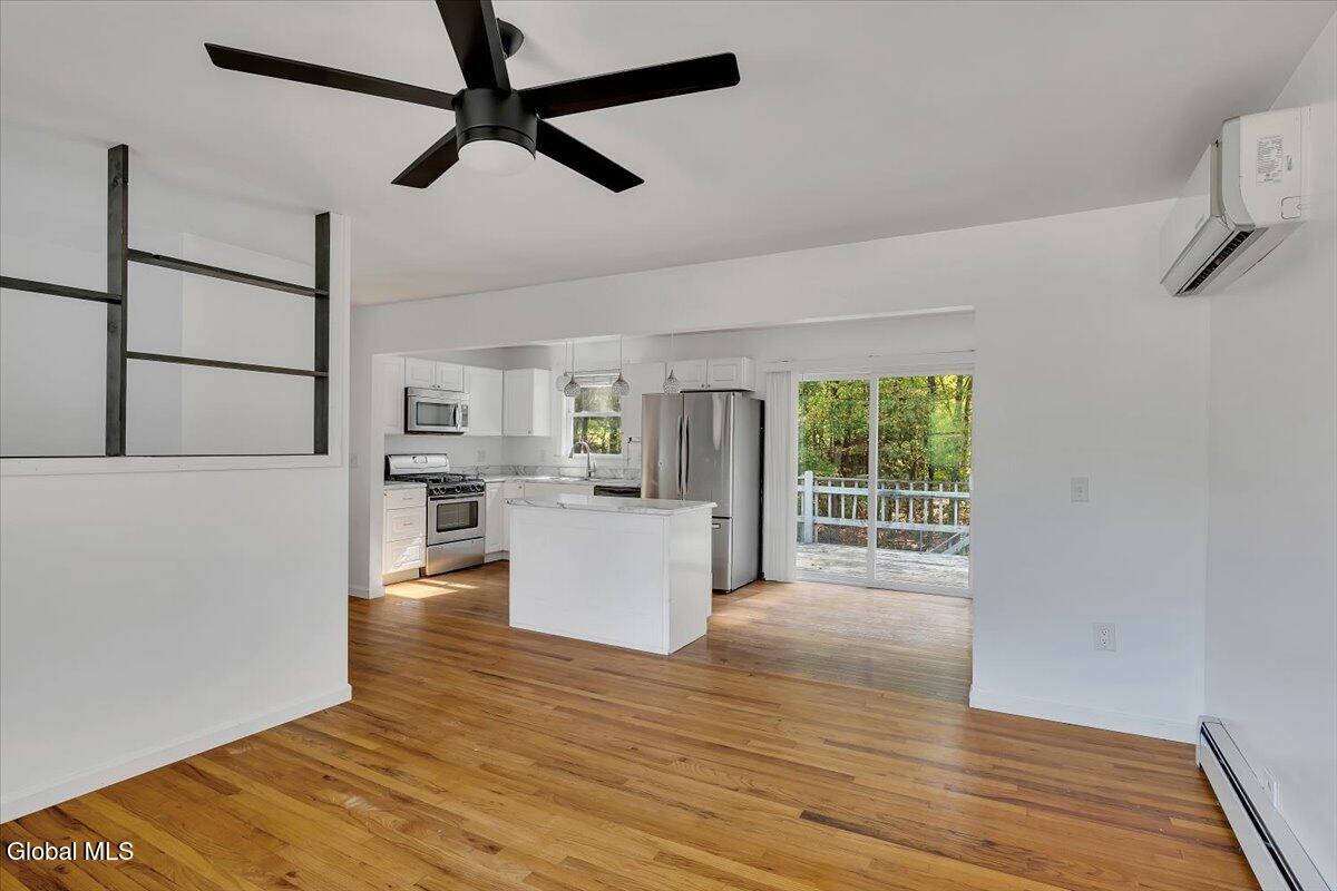 326 Louden Road Saratoga Springs, NY 12866 - Photo 9 of 30 10-P1581672