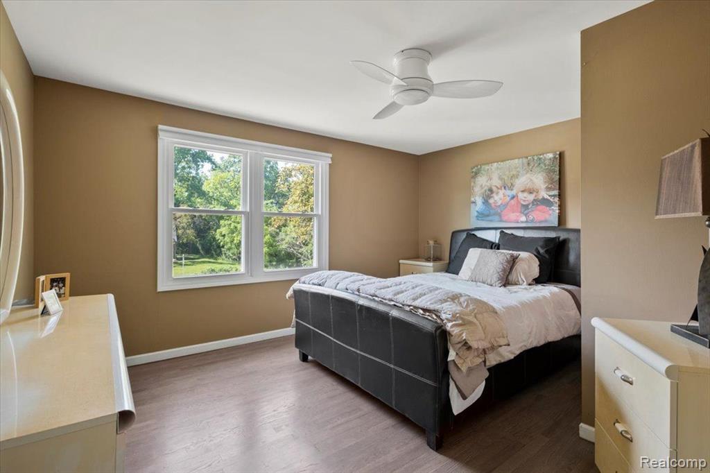 33482 Old Timber Road Farmington Hills, MI 48331 - Photo 34 of 40
