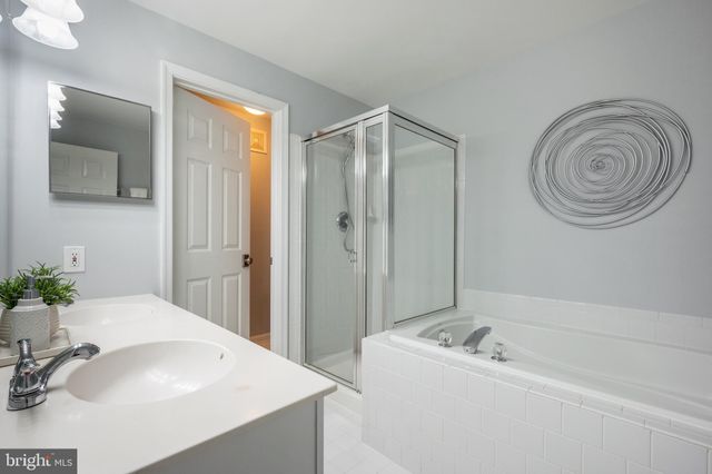 $705,000 | 1308 Roundhouse Lane, Alexandria, VA 22314