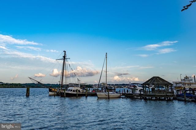 $705,000 | 1308 Roundhouse Lane, Alexandria, VA 22314