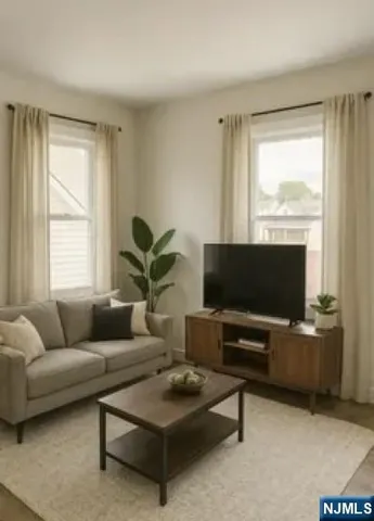 $2,600 | 158 Joralemon Street, Unit 2, Belleville, NJ 07109