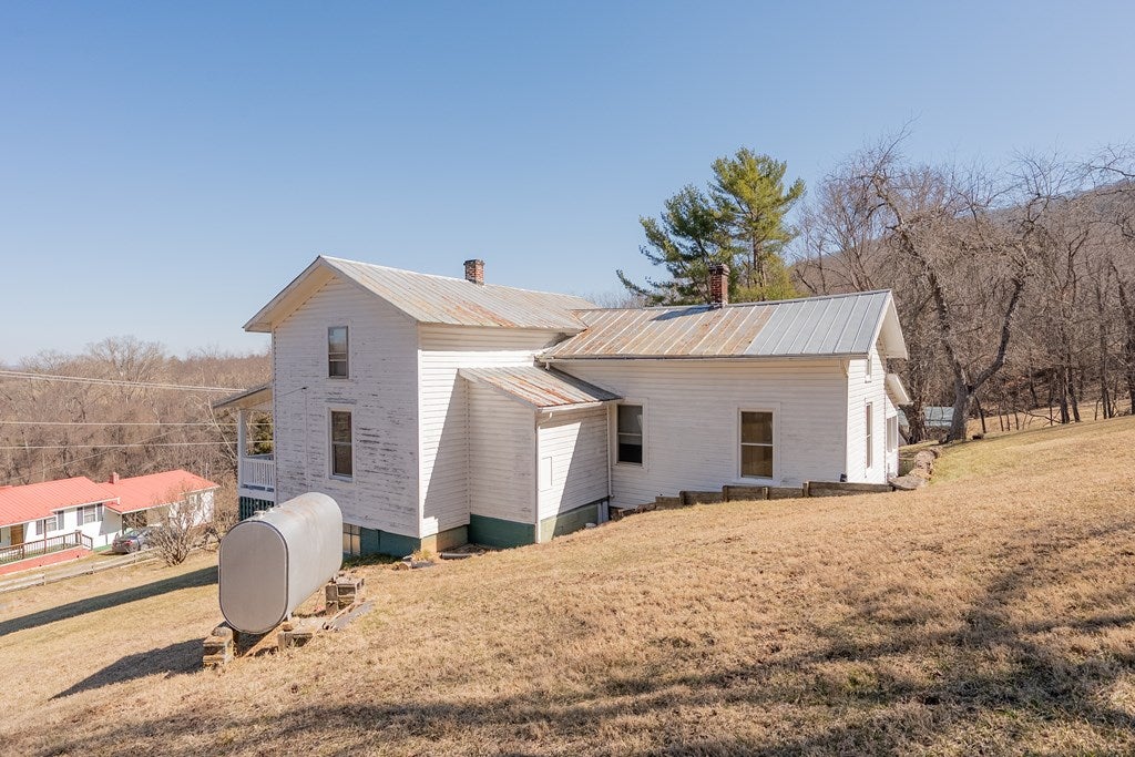 2161 Loafers Rest Road Austinville, VA 24312 - Photo 52 of 96 Gallery Image 52