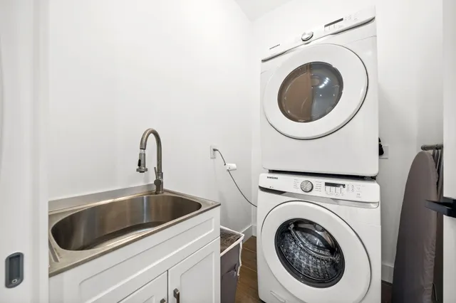 $2,699,900 | 1629 Northeast 4th Place, Fort Lauderdale, FL 33301