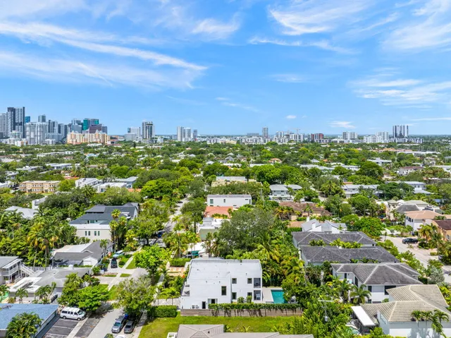 $2,699,900 | 1629 Northeast 4th Place, Fort Lauderdale, FL 33301