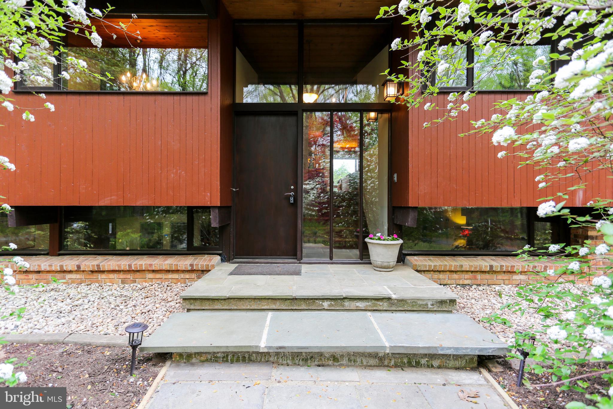 205 Bryants Nursery Road Silver Spring, MD 20905 - Photo 4 of 73