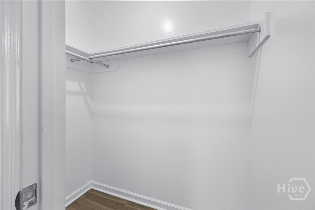 1106 Oakleaf Drive Savannah, GA 31410 - Photo 25 of 30 Primary walk-in closet