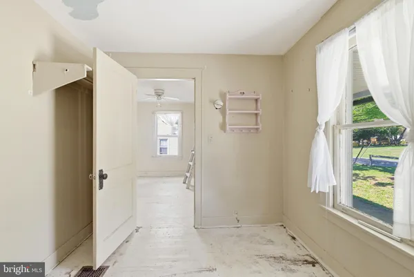 $159,900 | 709 Deer Park Road, Westminster, MD 21157