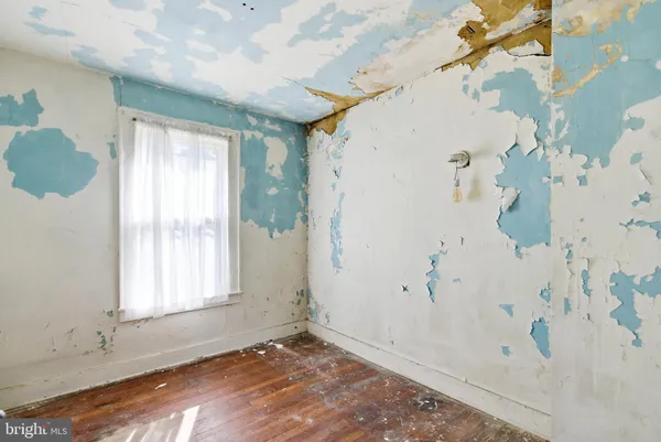 $159,900 | 709 Deer Park Road, Westminster, MD 21157