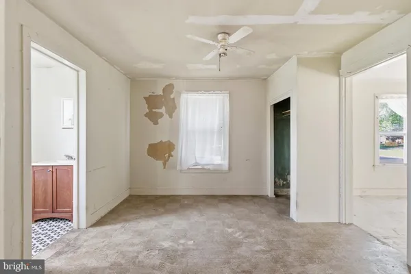 $159,900 | 709 Deer Park Road, Westminster, MD 21157