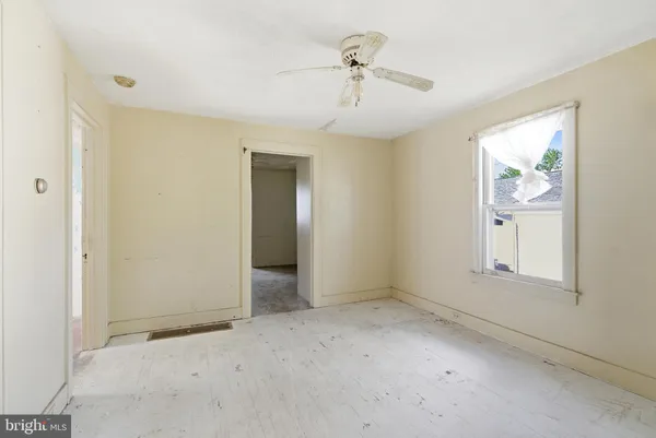 $159,900 | 709 Deer Park Road, Westminster, MD 21157