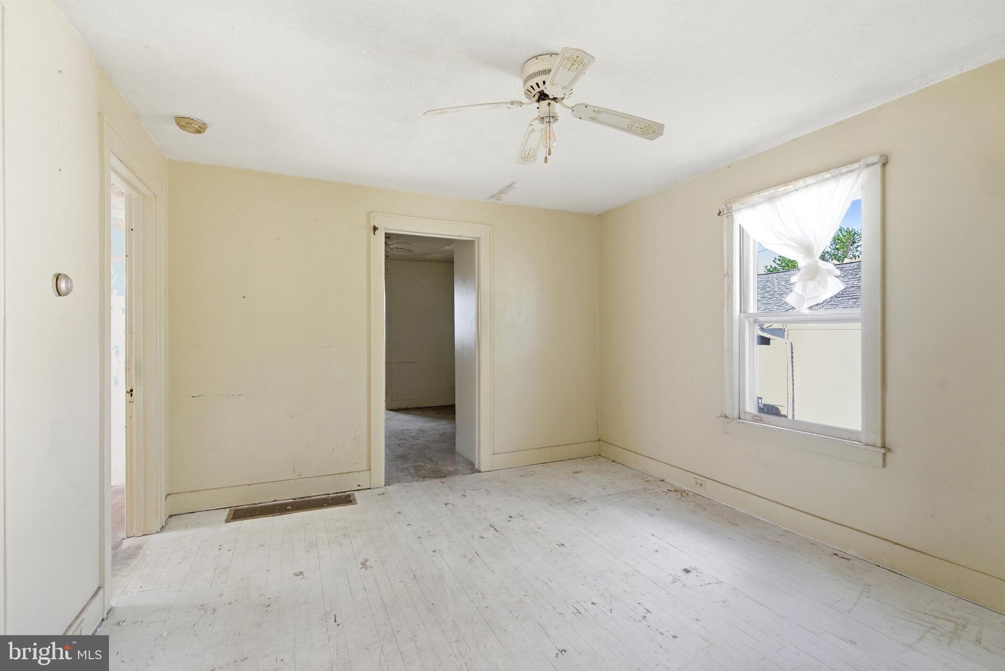 709 Deer Park Road Westminster, MD 21157 - Photo 7 of 22