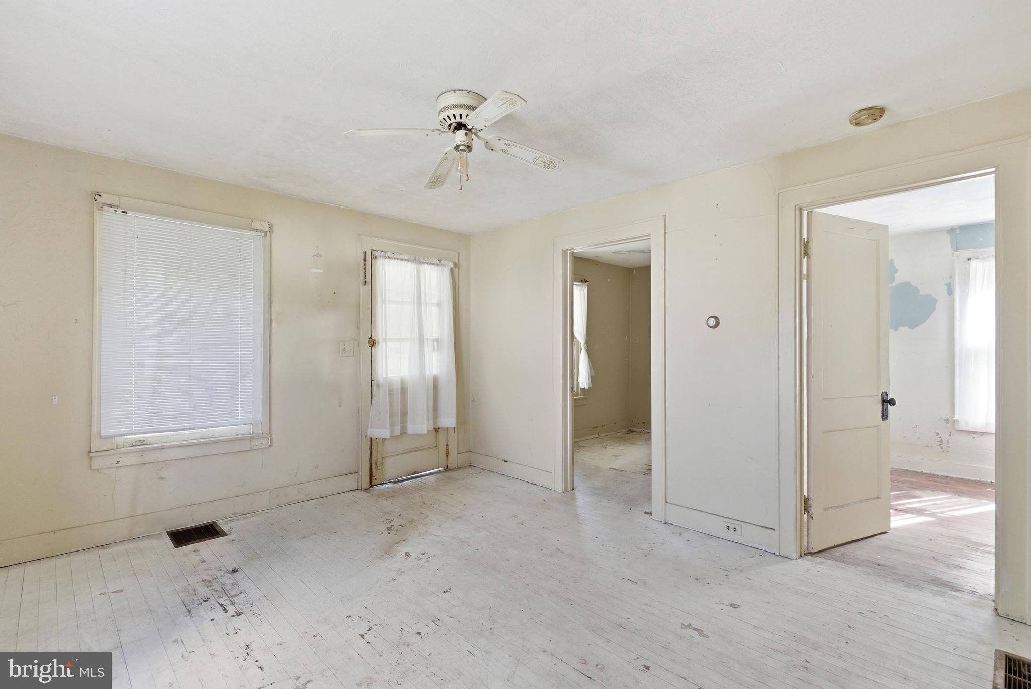 709 Deer Park Road Westminster, MD 21157 - Photo 8 of 22