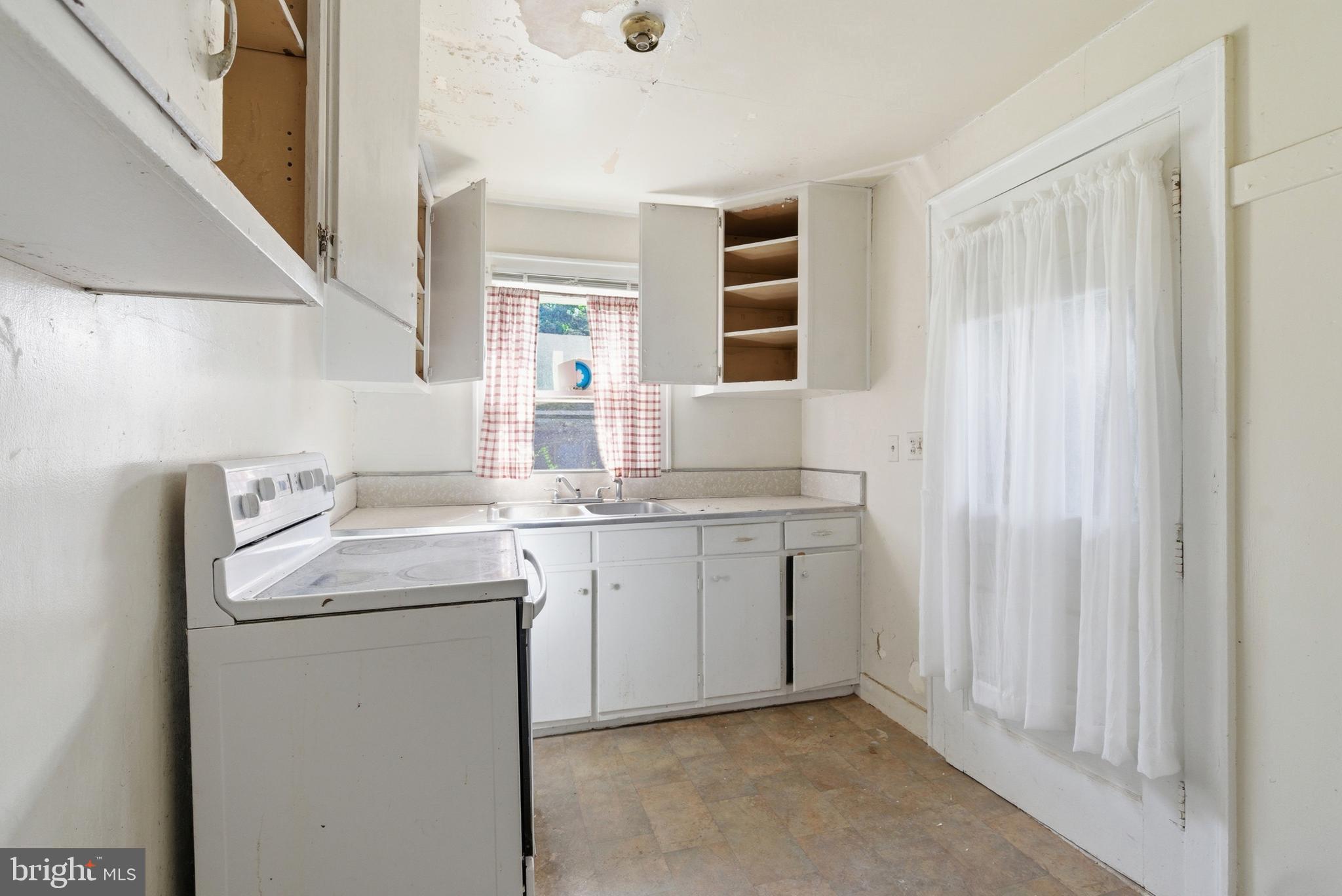 709 Deer Park Road Westminster, MD 21157 - Photo 9 of 22