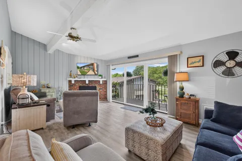 $275,000 | 33 Lausanne Court, Unit 3306, Geneva, WI 53147
