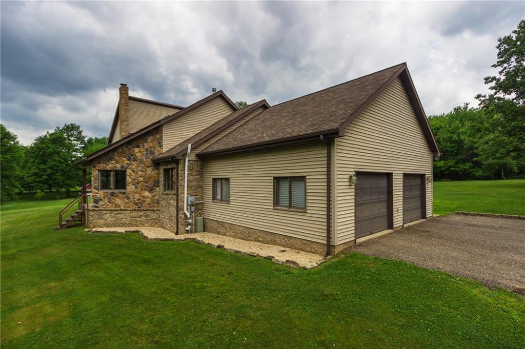 179 Grange Road Rochester, PA 15074 - Photo 2 of 25