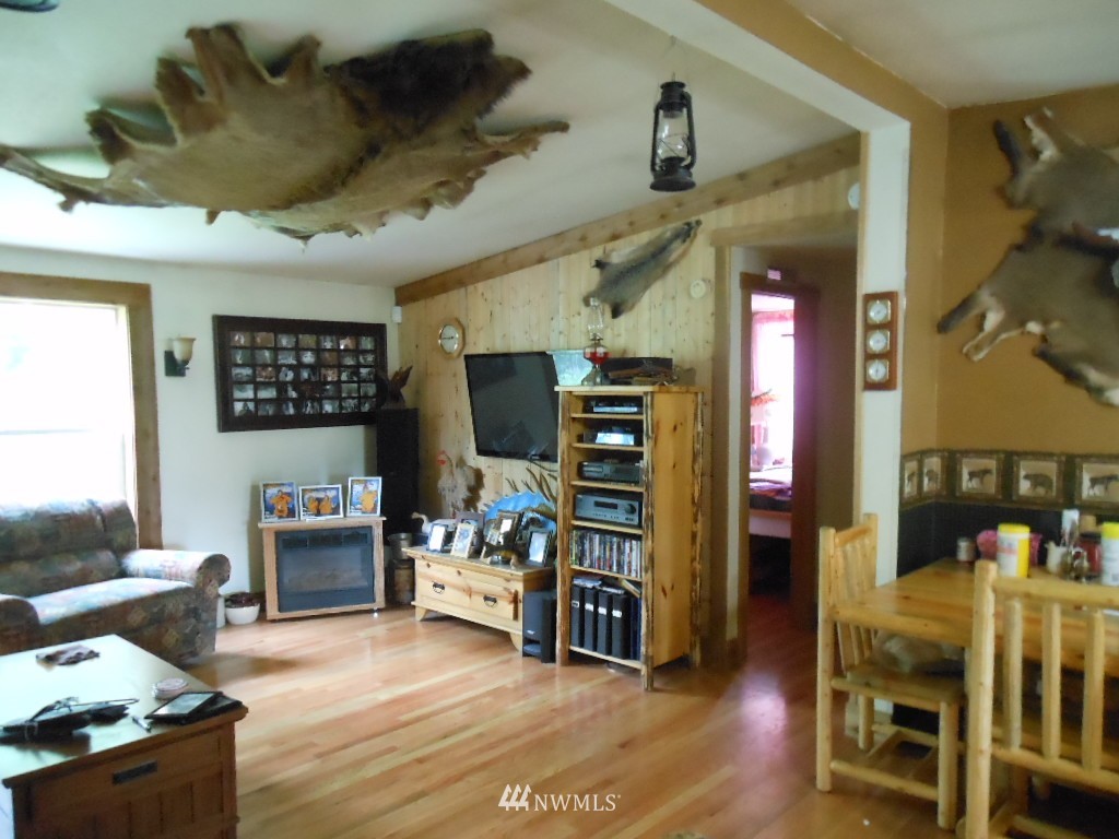 7813 Delvan Hill Road Sedro-Woolley, WA 98284 - Photo 2 of 15 Gallery Image 2