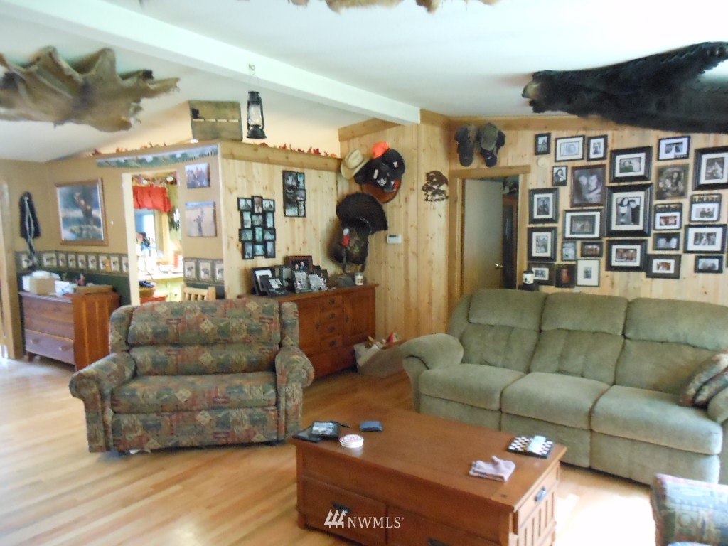 7813 Delvan Hill Road Sedro-Woolley, WA 98284 - Photo 4 of 15 Gallery Image 4