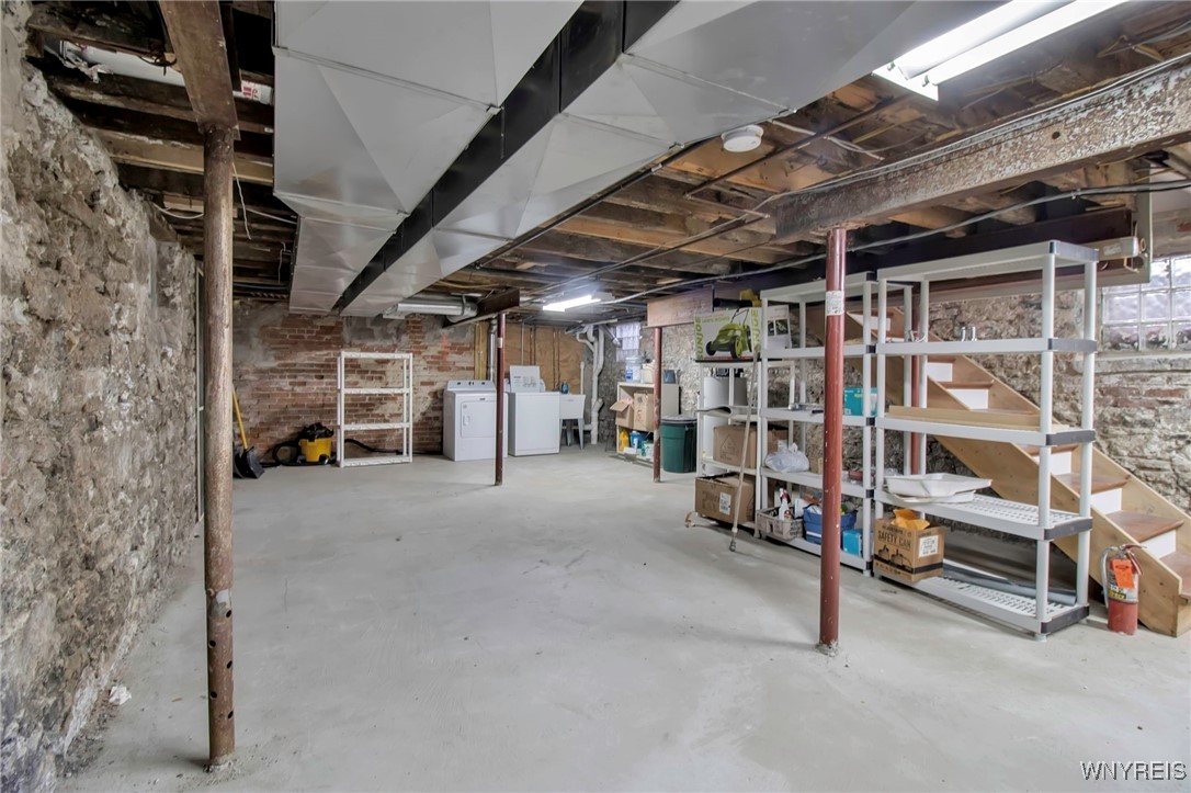 120 Johnson Park Buffalo, NY 14201 - Photo 35 of 36