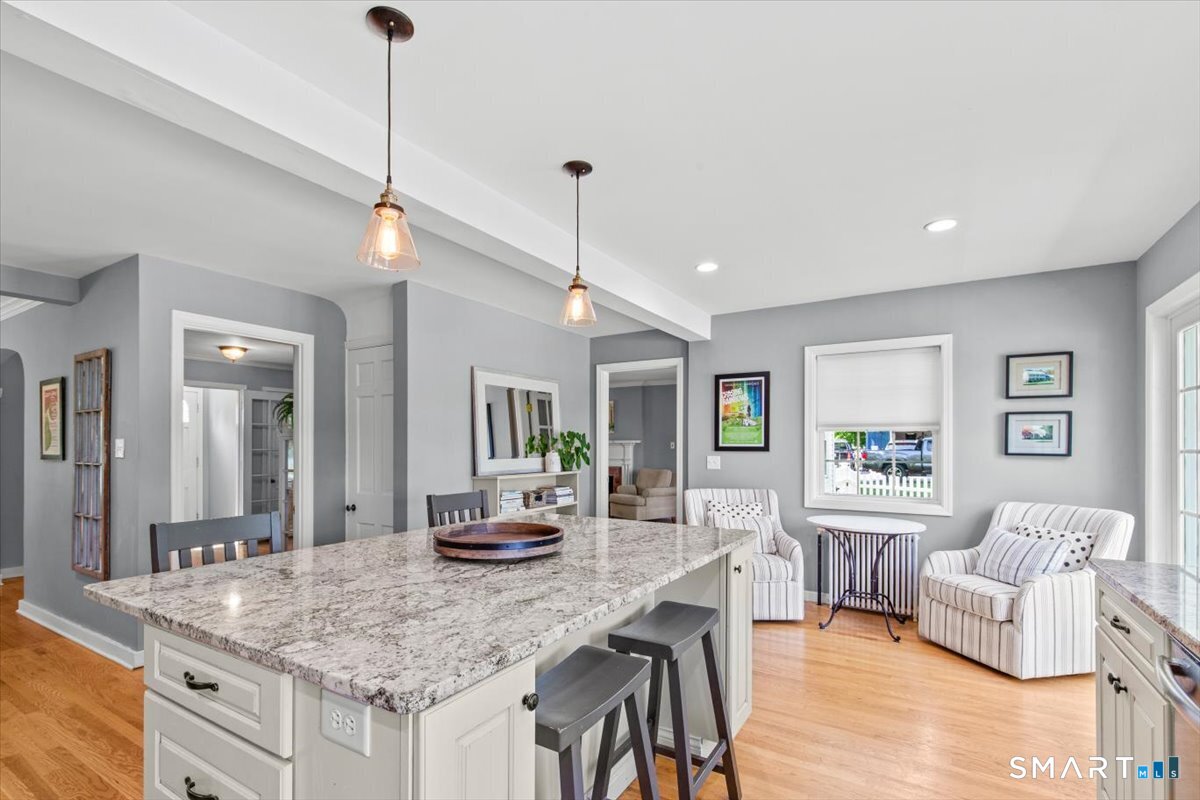 154 Long Hill Road Wallingford, CT 06492 - Photo 10 of 40