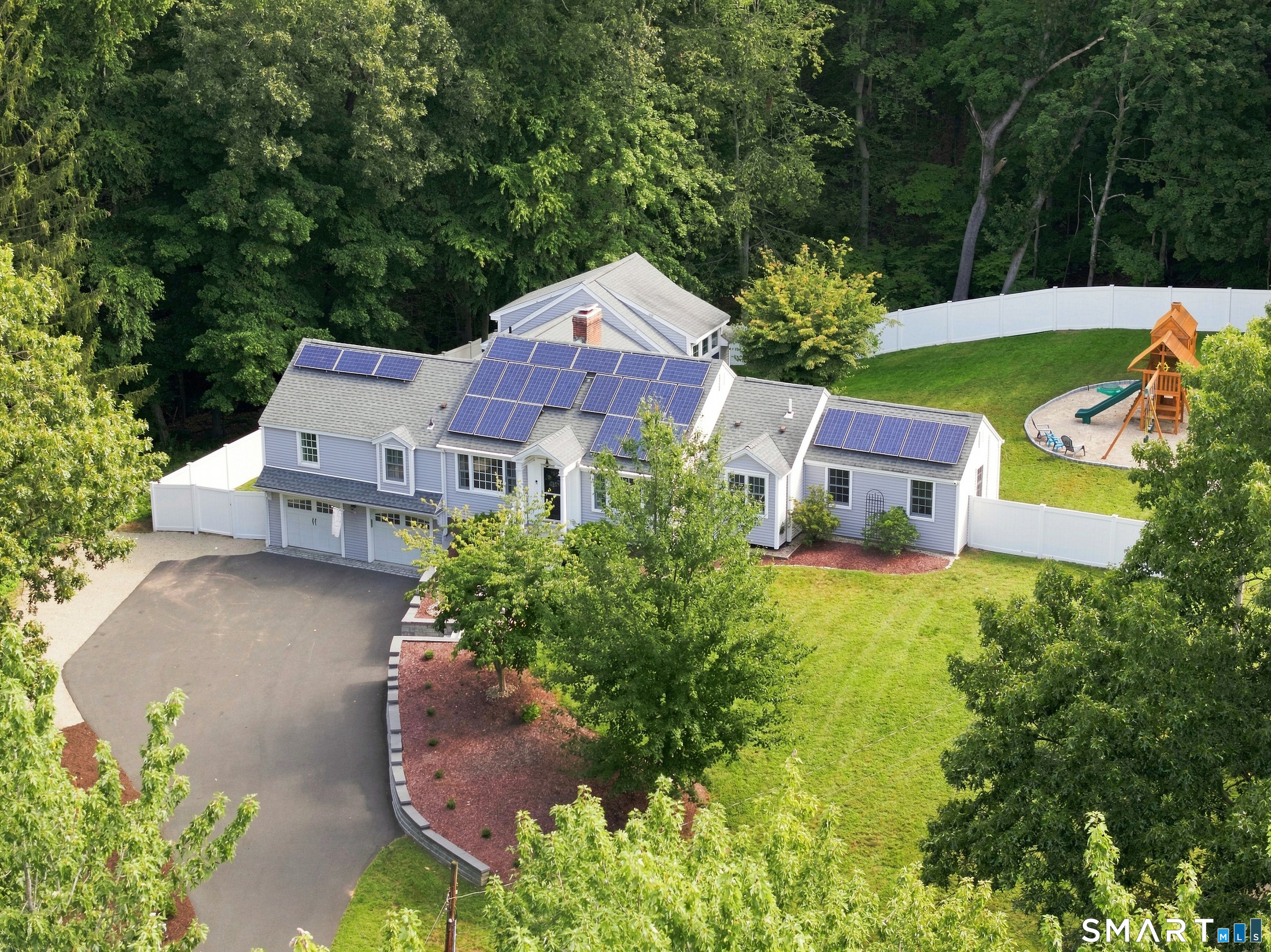 88 Stancliff Road Glastonbury, CT 06033 - Photo 2 of 34 Gallery Image 2