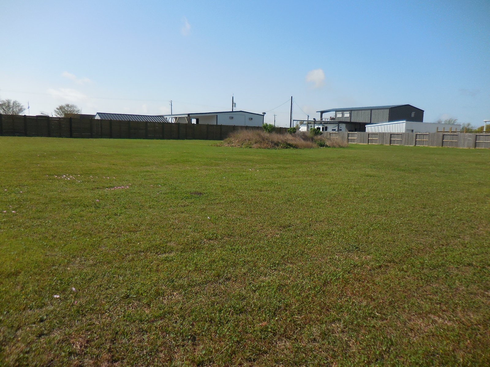 978 County Road 251 Matagorda, TX 77457 - Photo 2 of 9 a view of an ocean