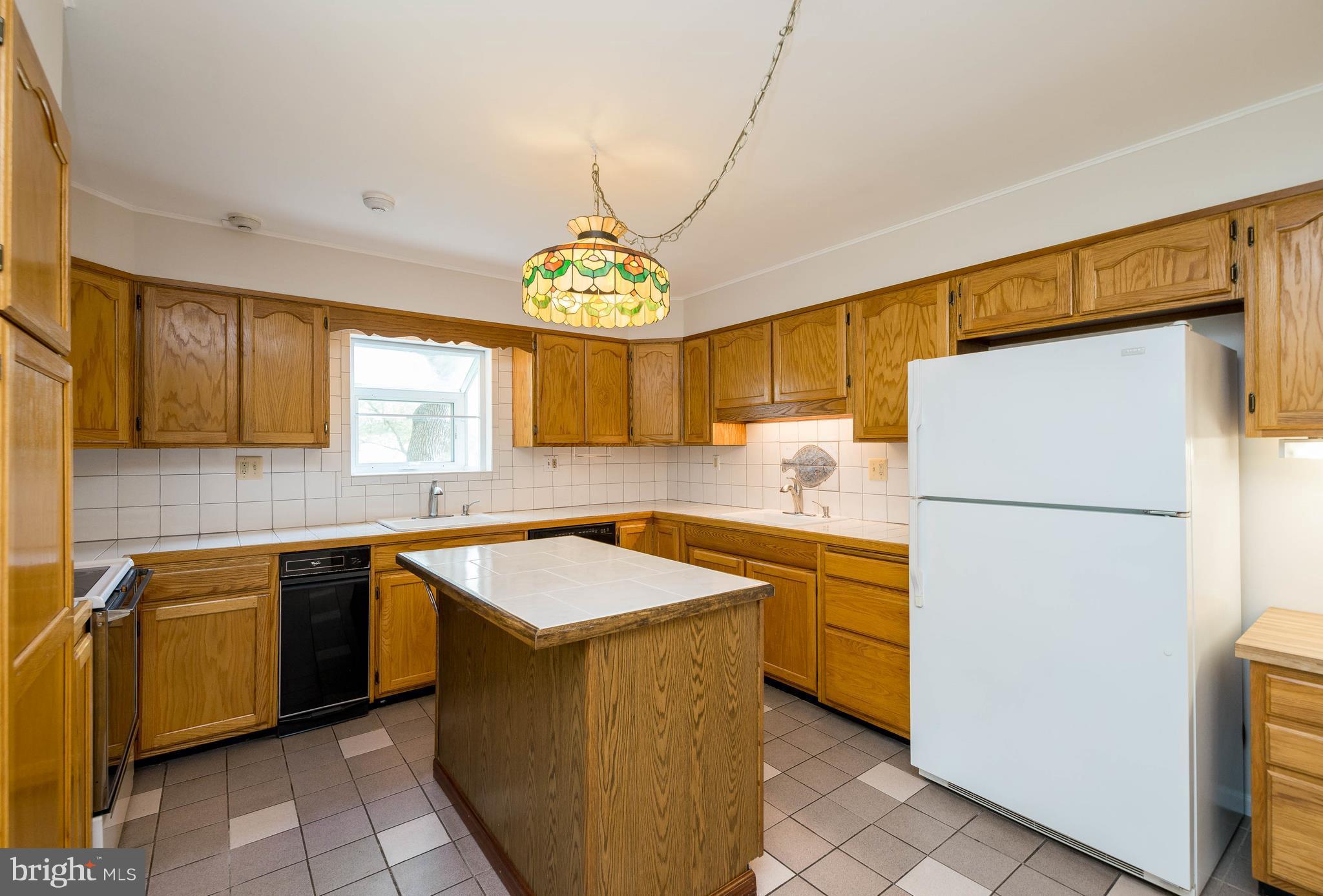 1701 Pot Spring Road Lutherville-Timonium, MD 21093 - Photo 11 of 29 Excellent Counter Space in Kitchen