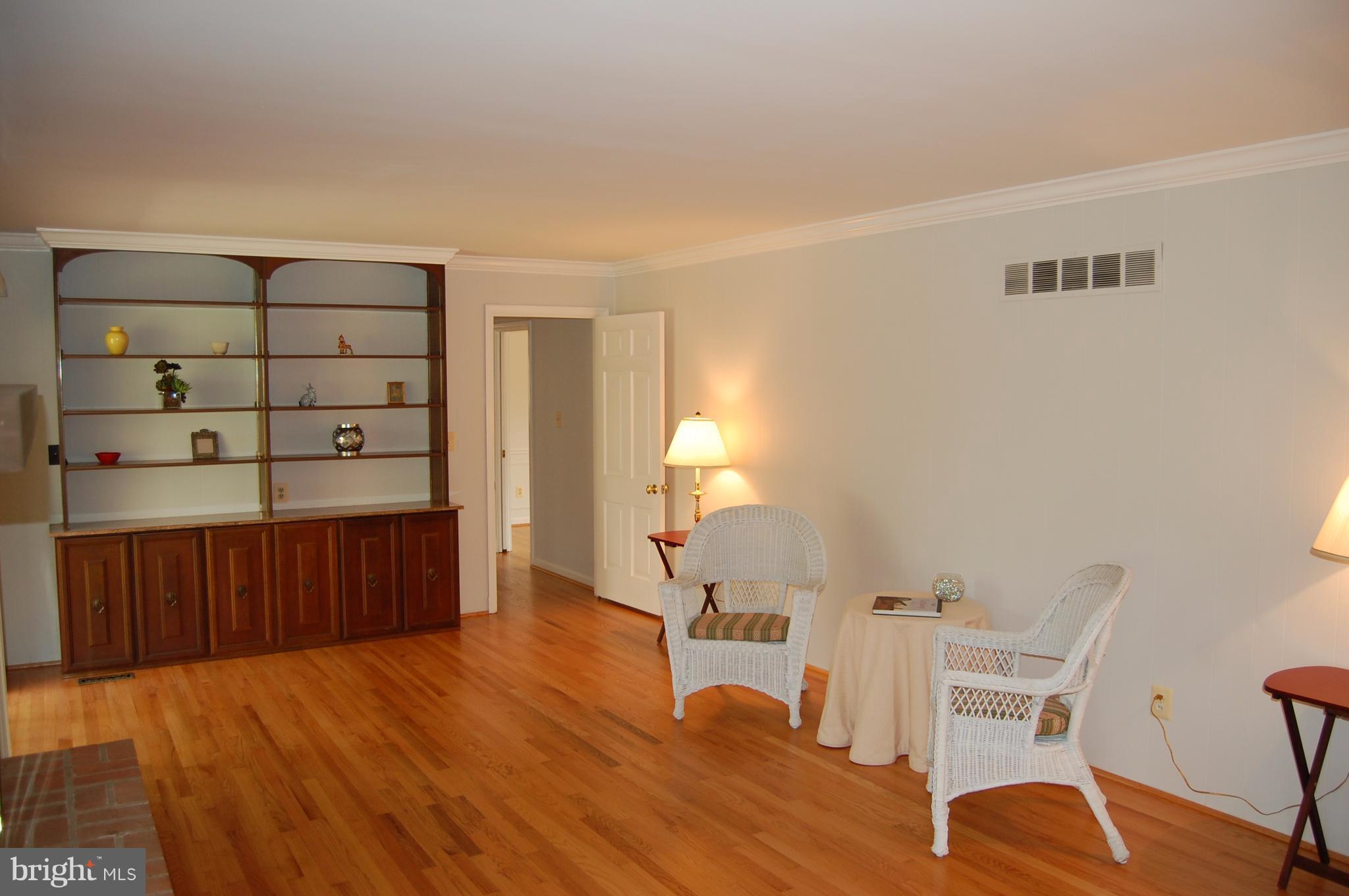 1701 Pot Spring Road Lutherville-Timonium, MD 21093 - Photo 17 of 29 Family Room
