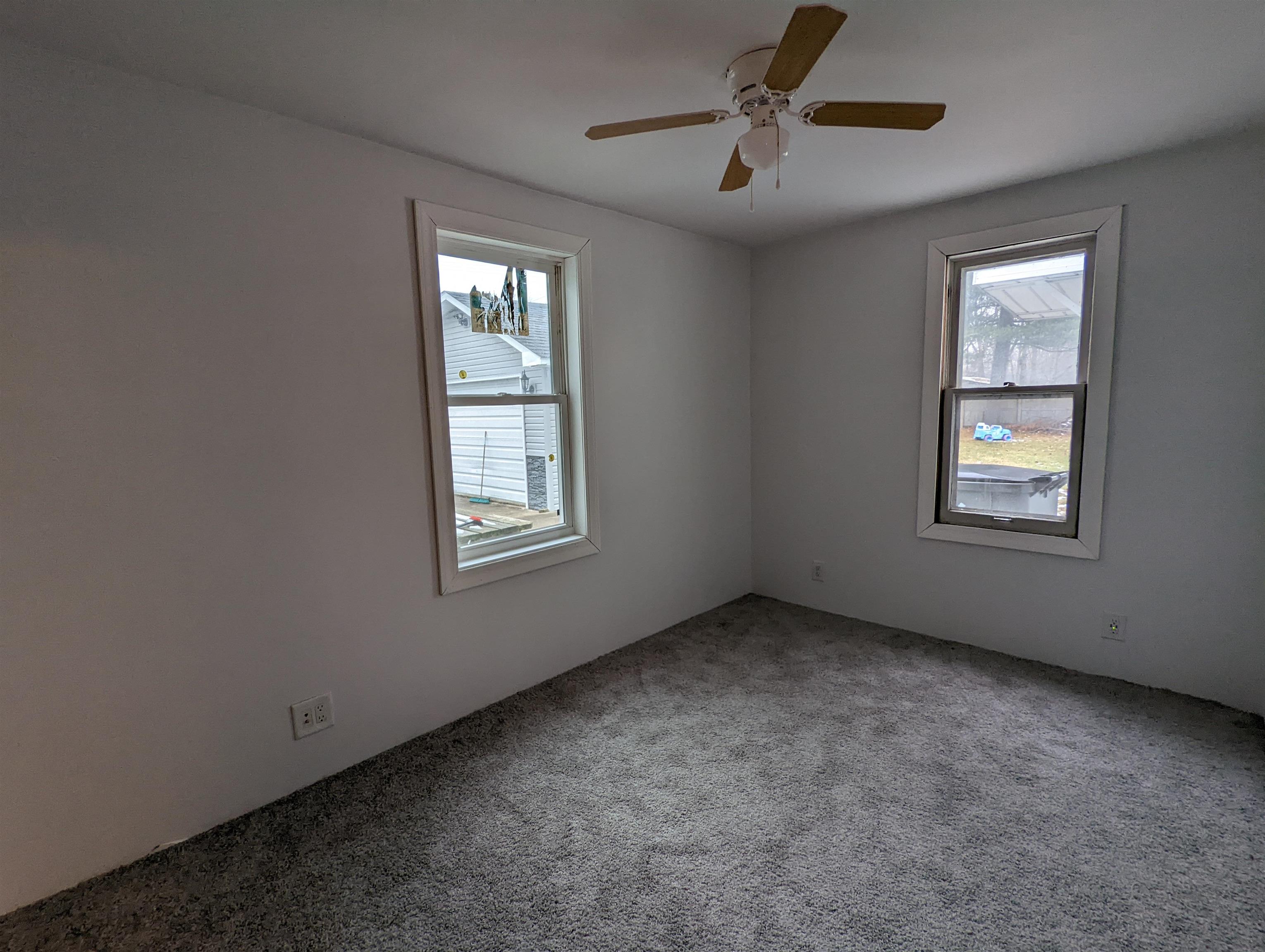 305 North Riverside Boulevard Goshen, IN 46526 - Photo 16 of 19 Gallery Image 16