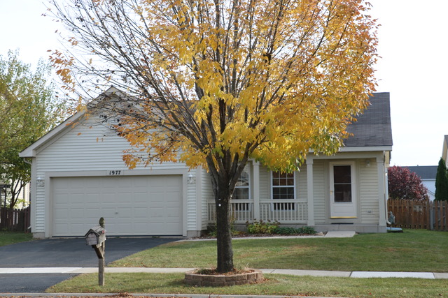 1977 Tuscany Lane Romeoville, IL 60446 - Photo 1 of 5