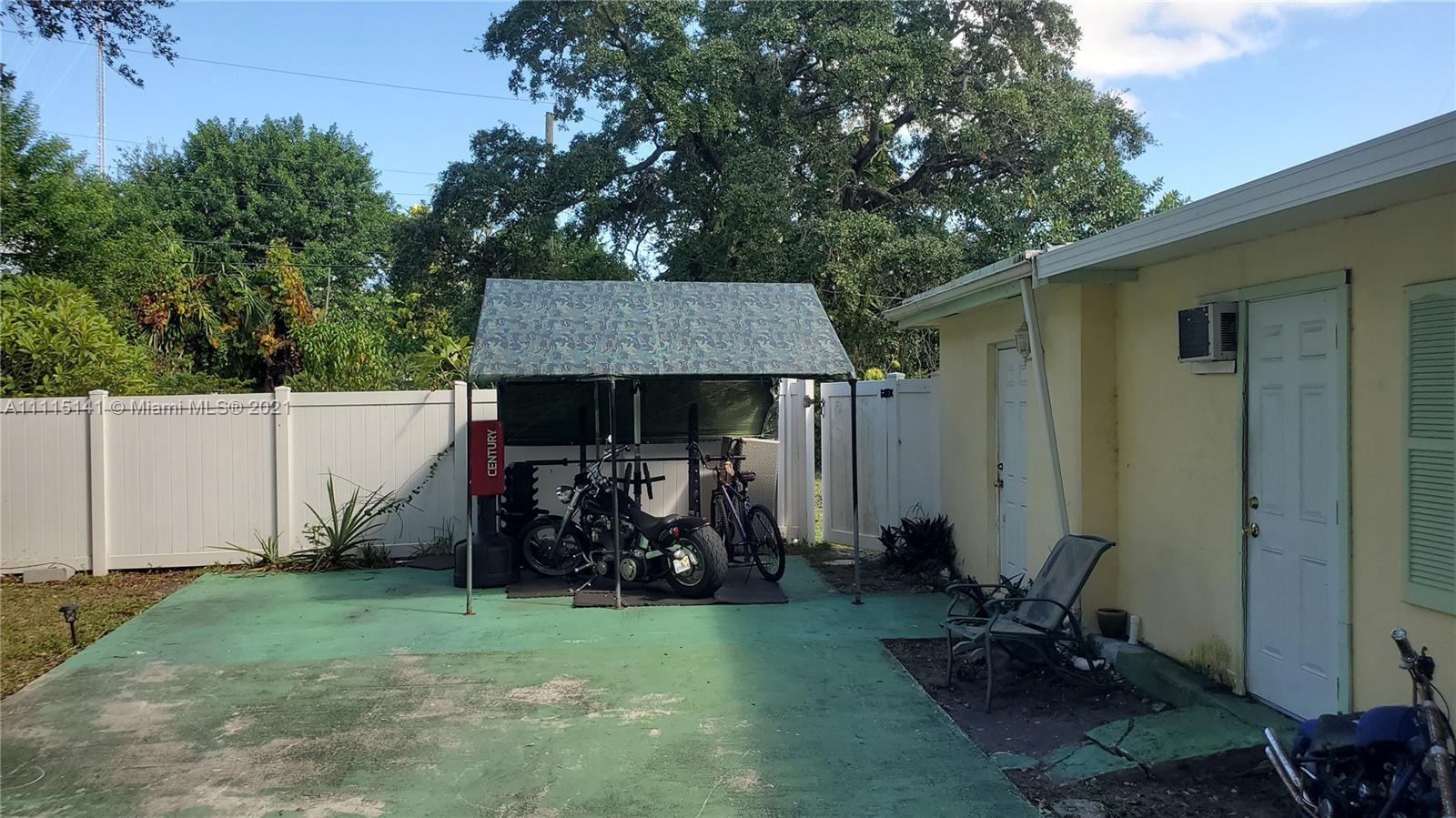 101 Marion Road West Park, FL 33023 - Photo 6 of 11 Gallery Image 6