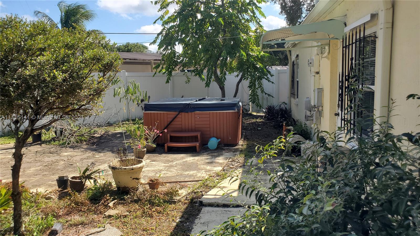101 Marion Road West Park, FL 33023 - Photo 7 of 11 Gallery Image 7