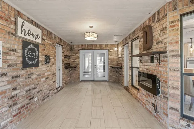 $425,000 | 8919 Bontura Road, Granbury, TX 76049