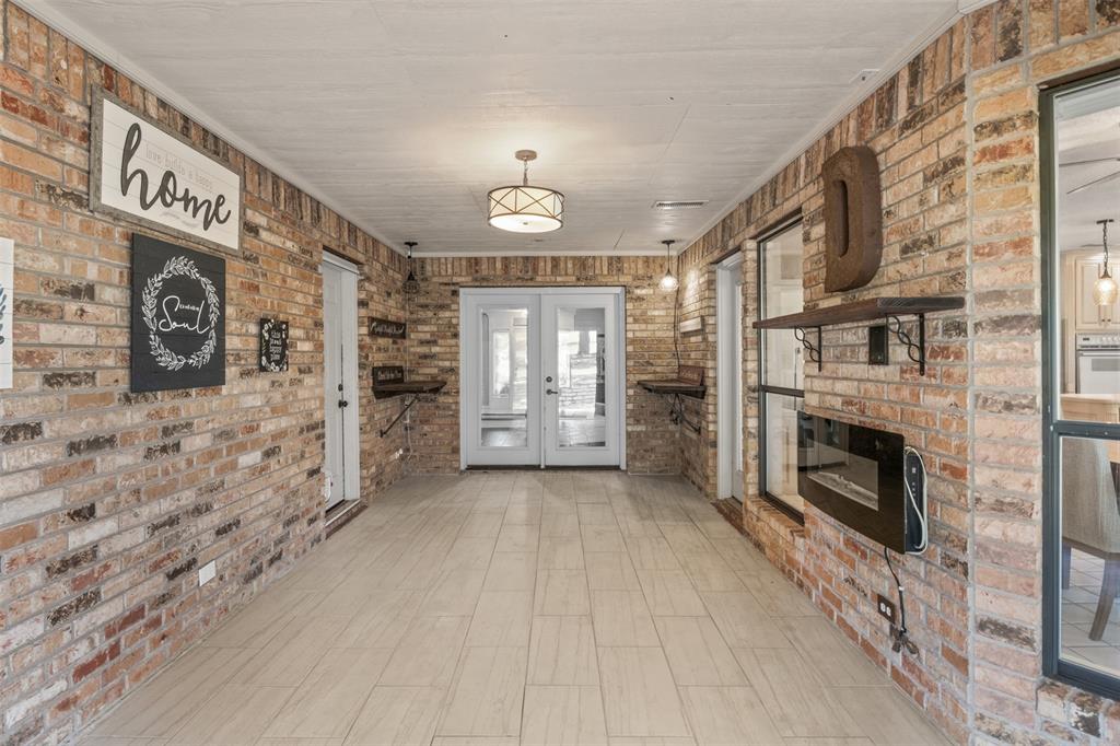 8919 Bontura Road Granbury, TX 76049 - Photo 9 of 35