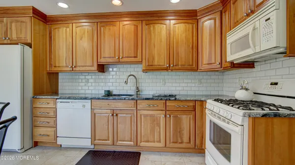 $699,000 | 37 Hummingbird Court, Marlboro, NJ 07746