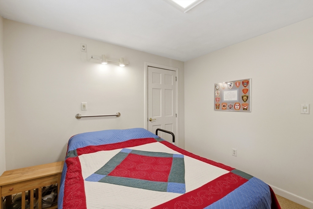 34 Spring Street Lexington, MA 02421 - Photo 18 of 33