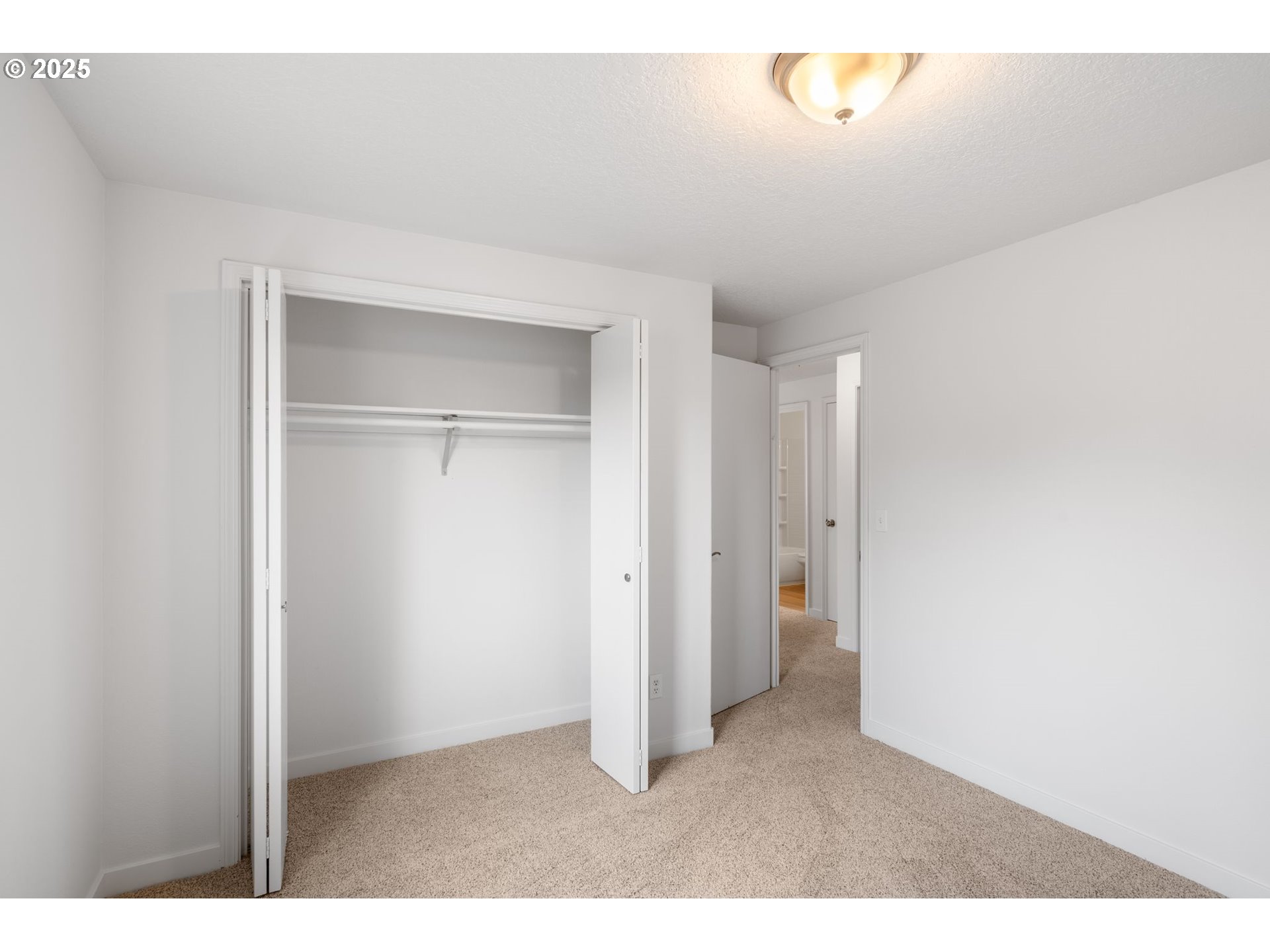 2846 Southwest Faith Court Troutdale, OR 97060 - Photo 18 of 43