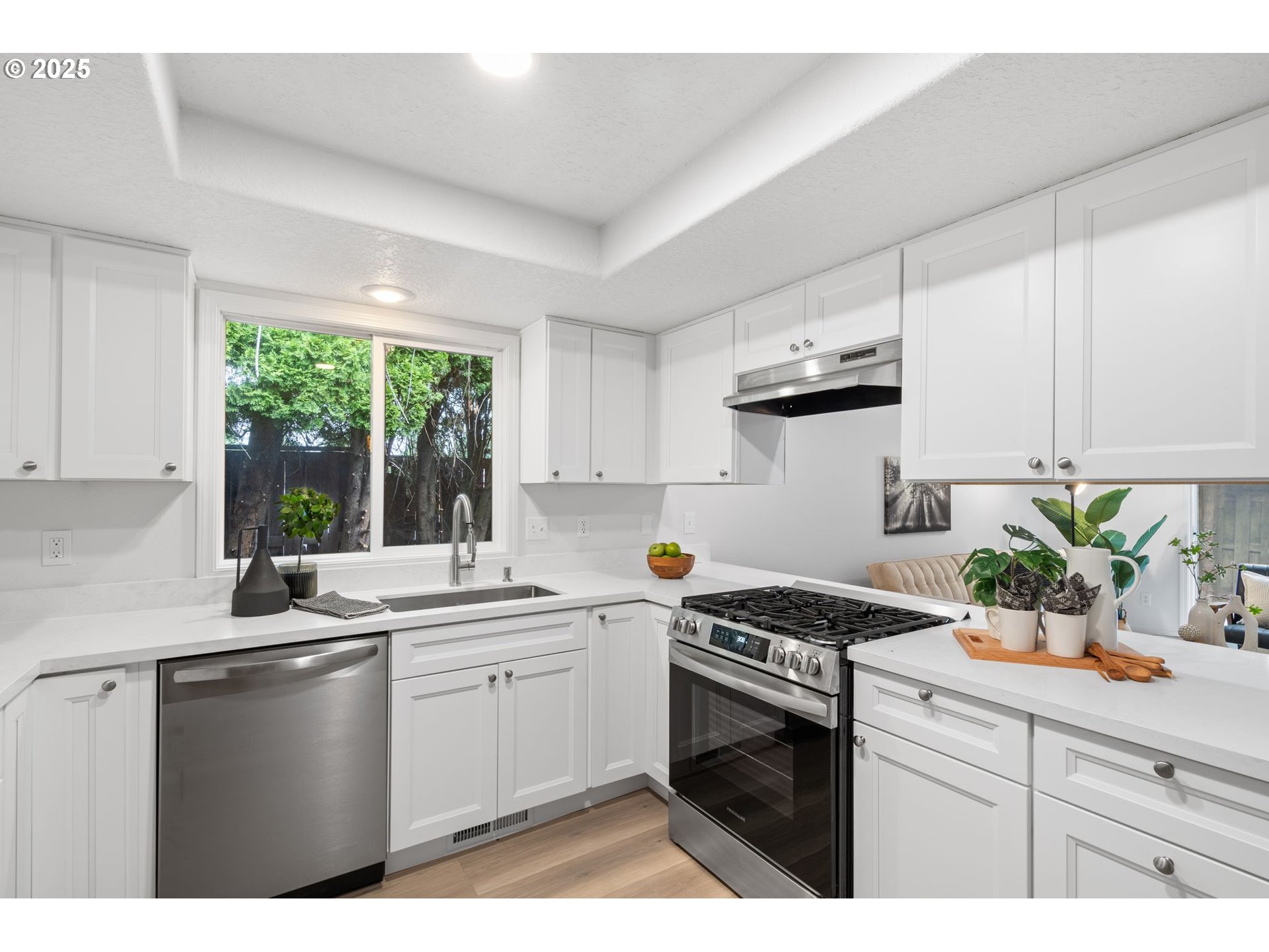 2846 Southwest Faith Court Troutdale, OR 97060 - Photo 24 of 43