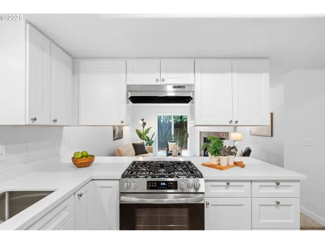 $519,000 | 2846 Southwest Faith Court, Troutdale, OR 97060