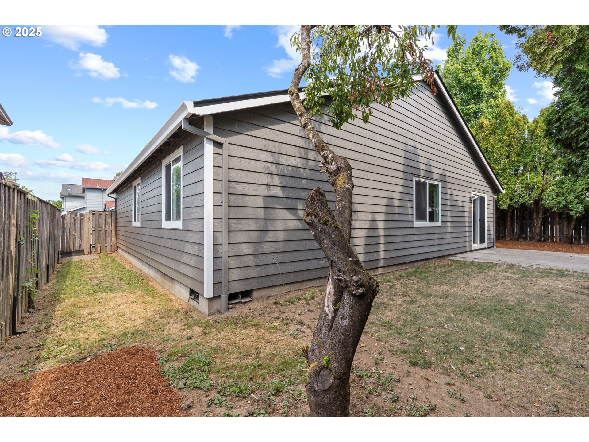 2846 Southwest Faith Court Troutdale, OR 97060 - Photo 37 of 43