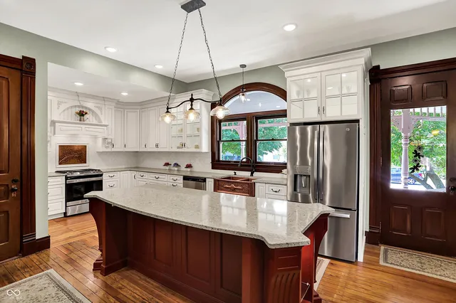 $650,000 | 189 South Jefferson Street, Martinsville, IN 46151