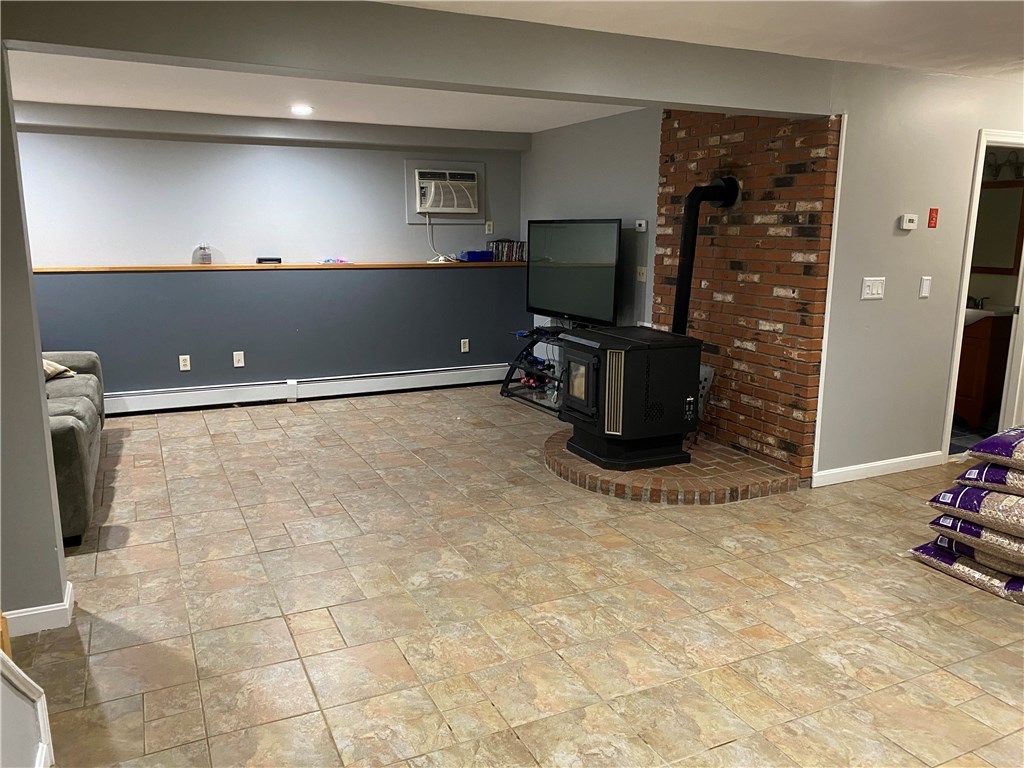 70 Leuba Road Coventry, RI 02816 - Photo 15 of 27