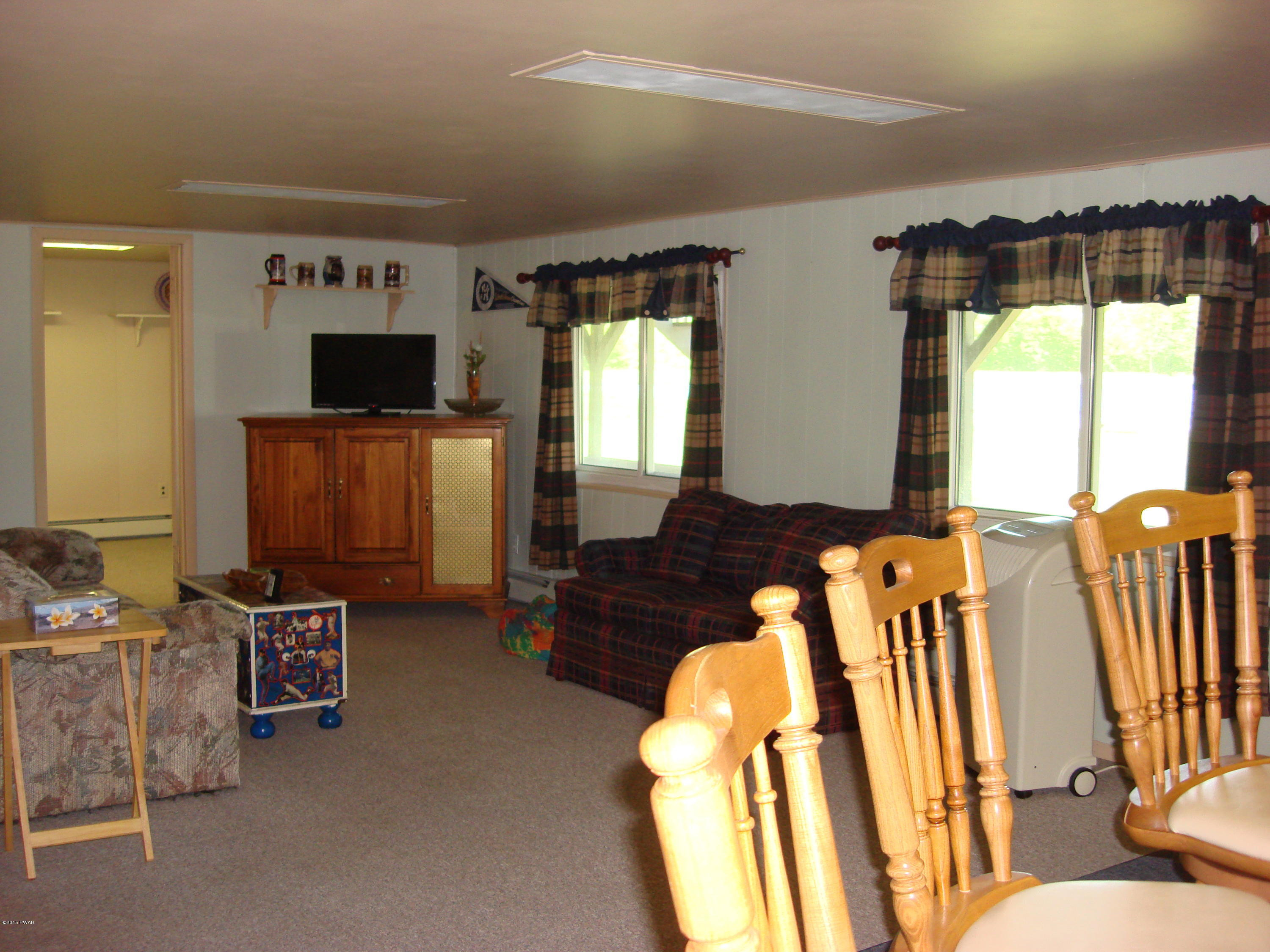 118 Northwood Road Dingmans Ferry, PA 18328 - Photo 53 of 87