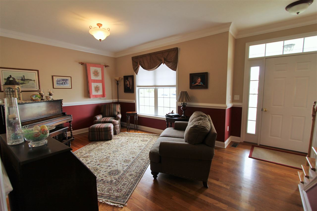 70 Oxford Road Fishersville, VA 22939 - Photo 4 of 47 Gallery Image 4