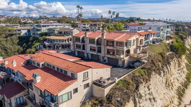 $1,950,000 | 268 Avenida Montalvo, Unit 2, San Clemente, CA 92672