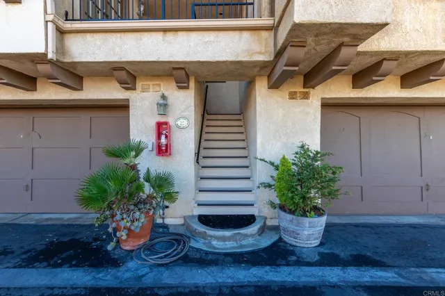 $1,950,000 | 268 Avenida Montalvo, Unit 2, San Clemente, CA 92672