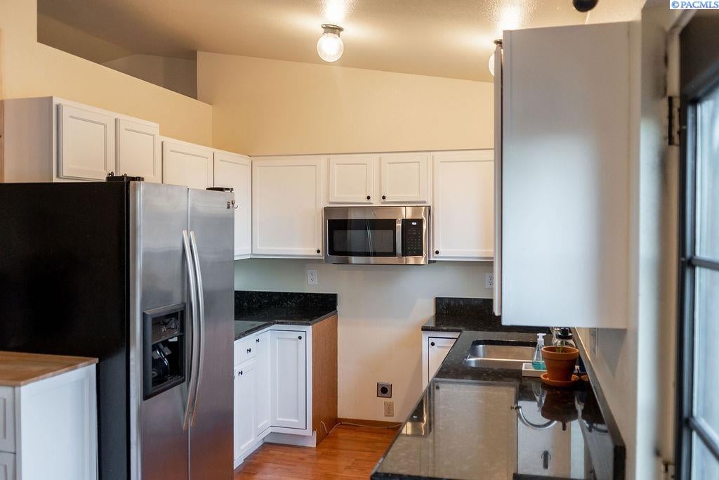 802 Rossier Street Sunnyside, WA 98944 - Photo 9 of 31 Gallery Image 9