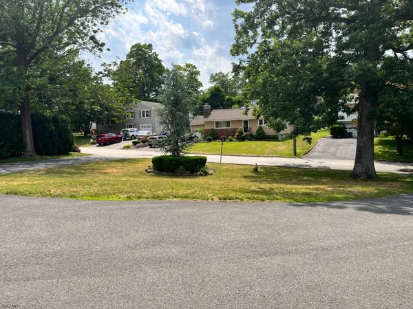 $1,875 | 16 Woodland Avenue, Unit 4, Butler, NJ 07405