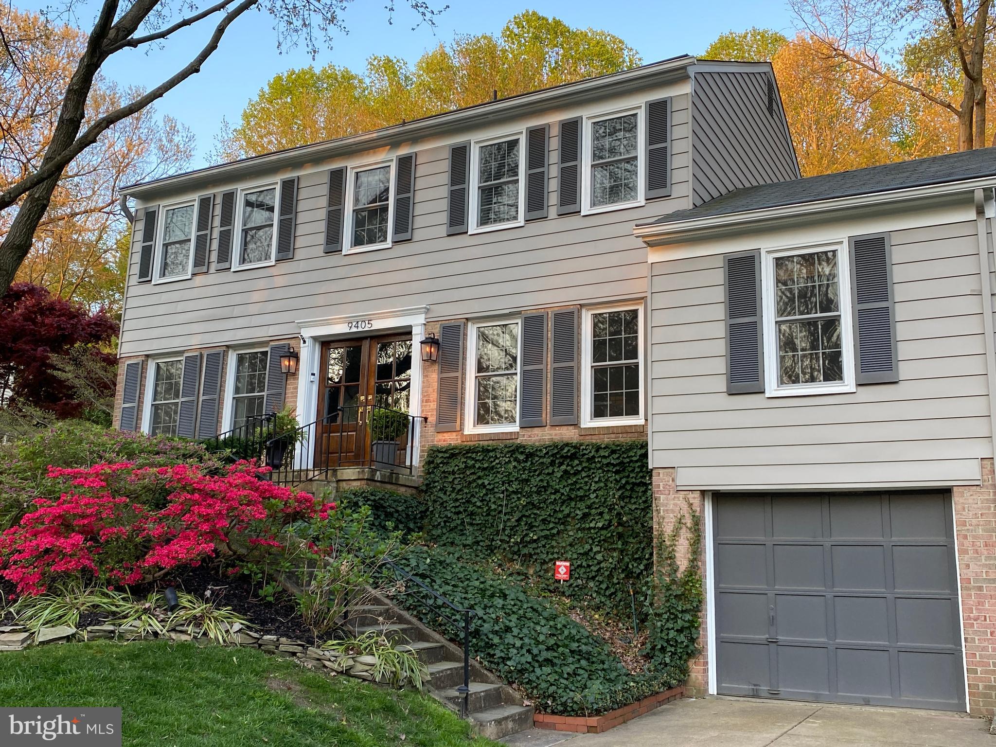 9405 Wallingford Drive Burke, VA 22015 - Photo 2 of 37 STATELY HOME IN BEAUTIFUL NEIGHBORHOOD
