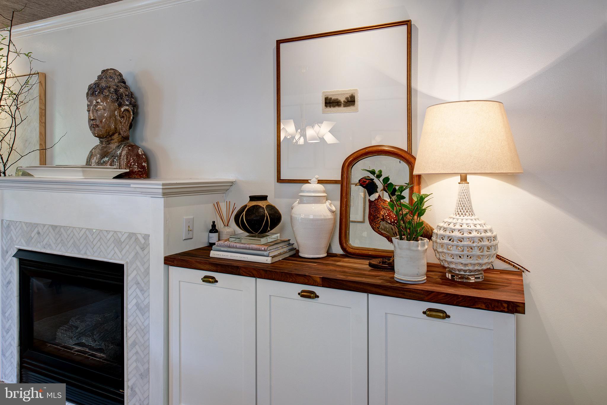9405 Wallingford Drive Burke, VA 22015 - Photo 13 of 37 DINING ROOM