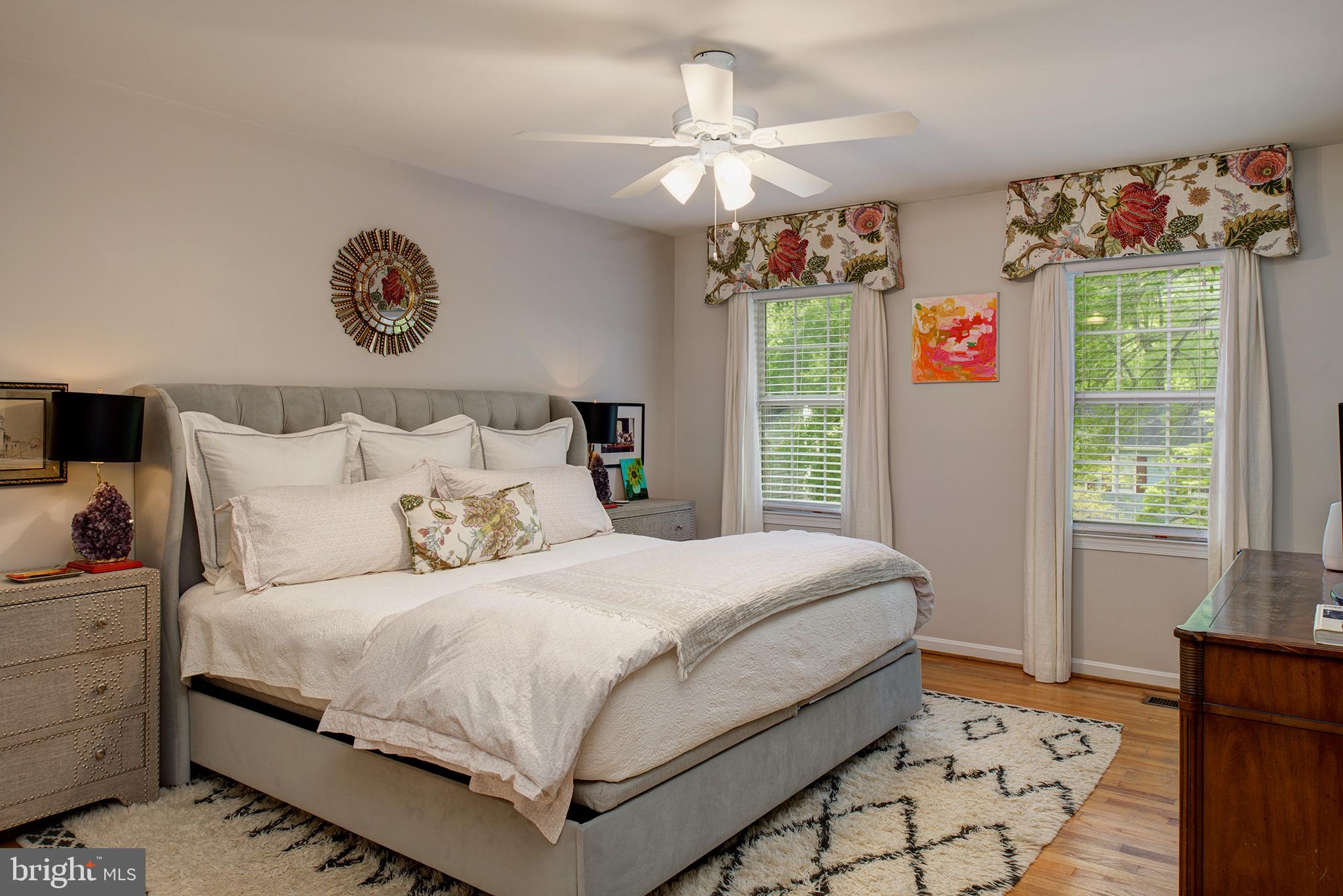 9405 Wallingford Drive Burke, VA 22015 - Photo 20 of 37 MASTER BEDROOM